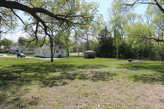 1627 St Cloud STREET, La Crosse, WI 54603