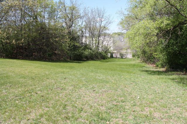 1627 St Cloud STREET, La Crosse, WI 54603