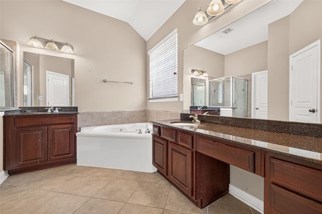 17927 Sugarloaf Bay Drive, Cypress, TX 77429