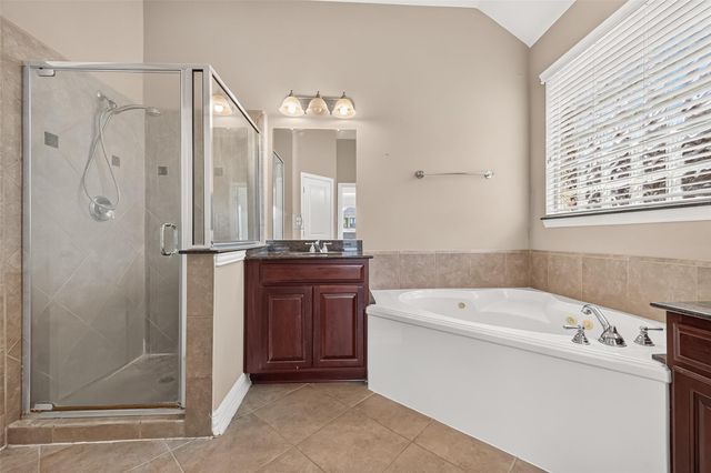 17927 Sugarloaf Bay Drive, Cypress, TX 77429