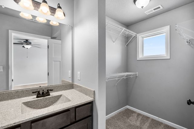 216 Summit Circle NW, Bondurant, IA 50035