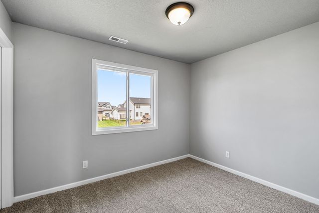 216 Summit Circle NW, Bondurant, IA 50035