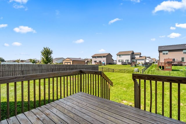216 Summit Circle NW, Bondurant, IA 50035