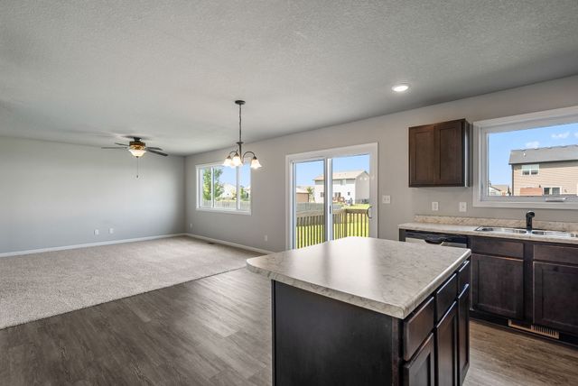 216 Summit Circle NW, Bondurant, IA 50035