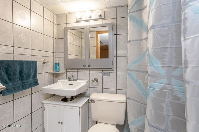 1020 Birch Avenue, Maumee, OH 43537
