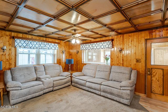 1020 Birch Avenue, Maumee, OH 43537
