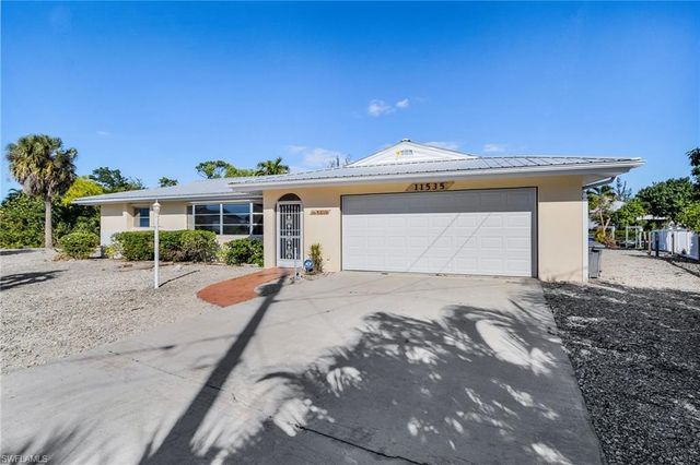 11535 Flint LN, Bokeelia, FL 33922