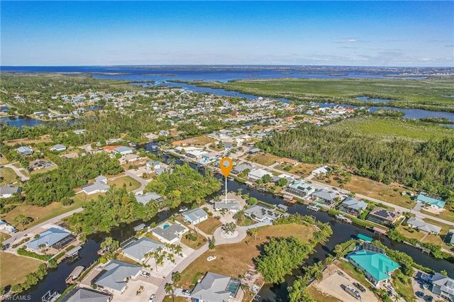 11535 Flint LN, Bokeelia, FL 33922