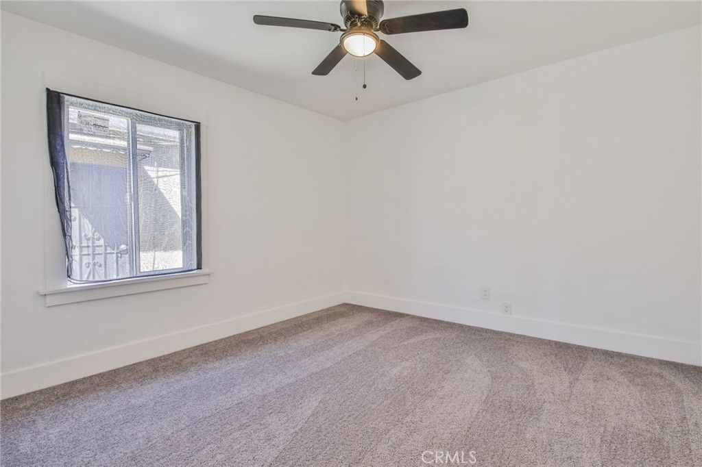 Image 27 of property listing at 205 W 98th, Los Angeles, CA 90003