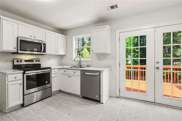 975 Riverside Walk Crossing, Sugar Hill, GA 30518