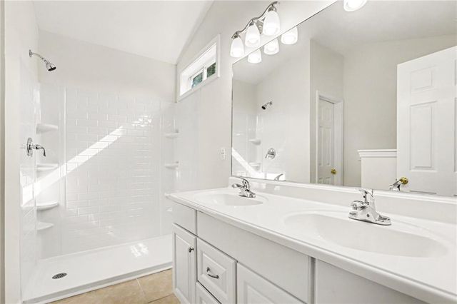 975 Riverside Walk Crossing, Sugar Hill, GA 30518