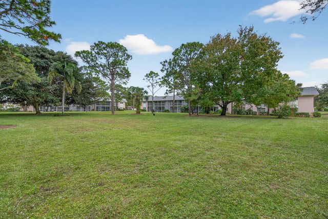 18081 SE Country Club Dr 20-192, Jupiter, FL 33469