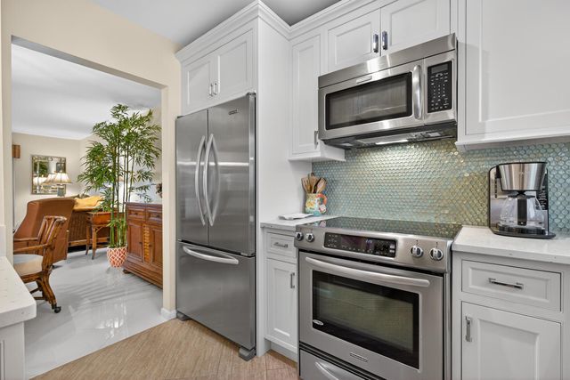 18081 SE Country Club Dr 20-192, Jupiter, FL 33469