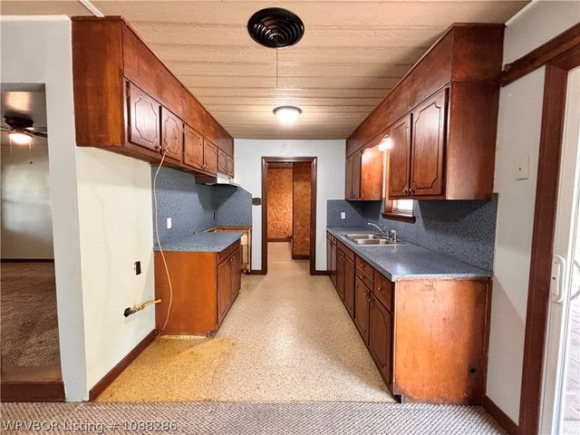 8223 Colony Lane, Fort Smith, AR 72908