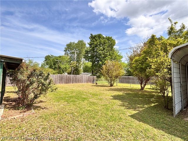 8223 Colony Lane, Fort Smith, AR 72908