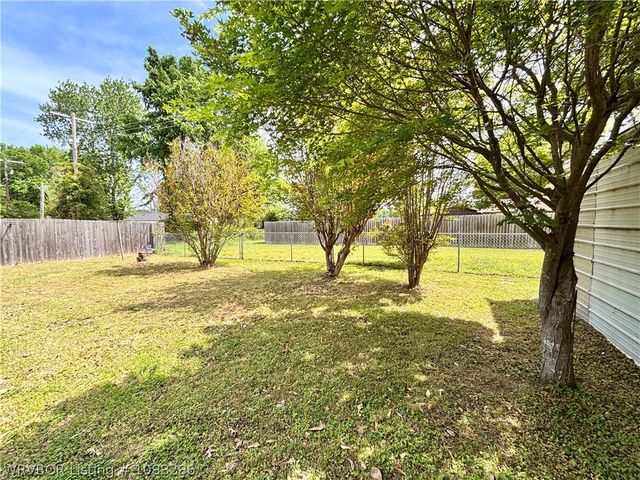 8223 Colony Lane, Fort Smith, AR 72908