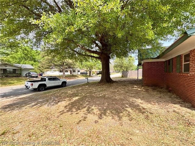 8223 Colony Lane, Fort Smith, AR 72908