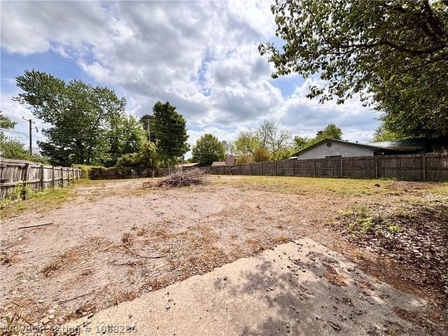 8223 Colony Lane, Fort Smith, AR 72908