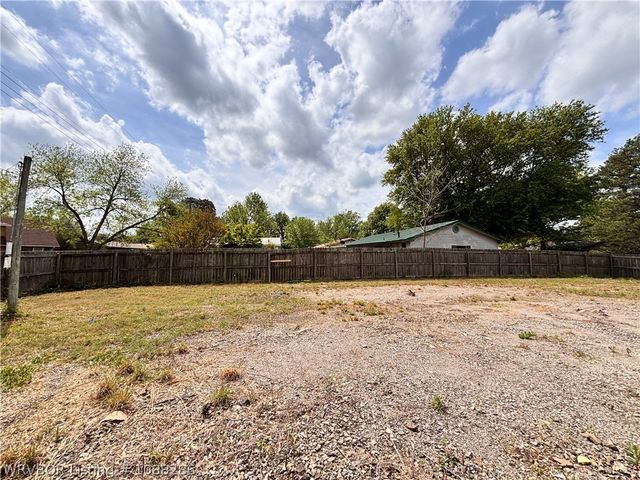 8223 Colony Lane, Fort Smith, AR 72908