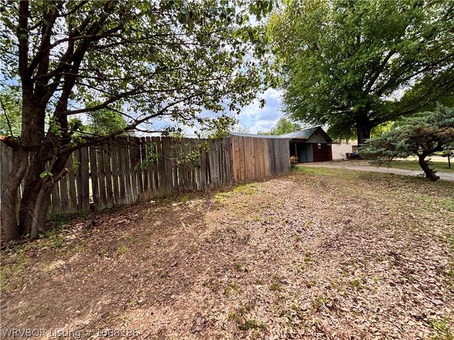 8223 Colony Lane, Fort Smith, AR 72908