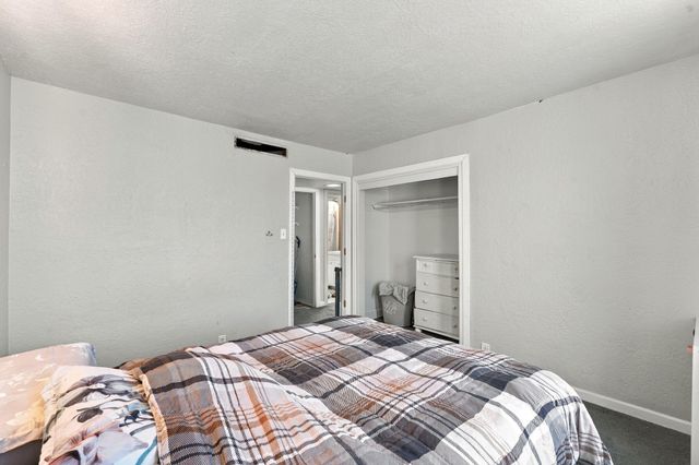 117 Clifton Avenue SE, Albuquerque, NM 87102