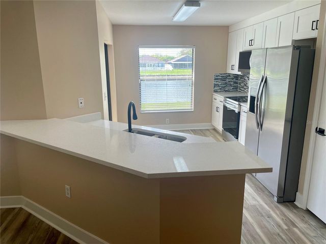 2634 EDGEWATER FALLS DRIVE, Brandon, FL 33511