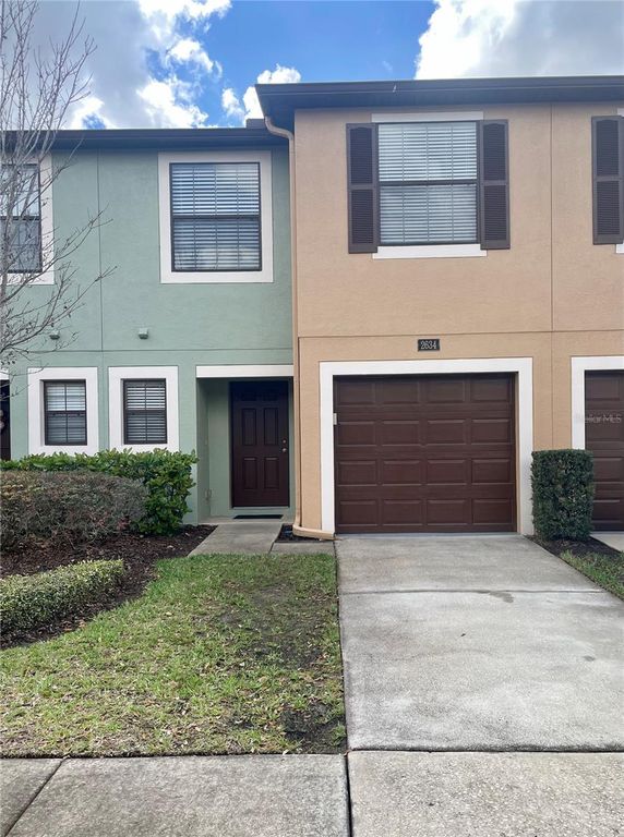 Image 1 of property listing at 2634 EDGEWATER FALLS DRIVE, Brandon, FL 33511