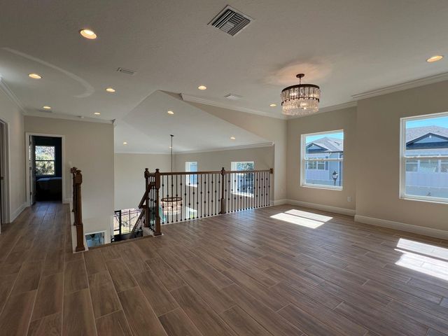 7709 93RD STREET N, Seminole, FL 33777