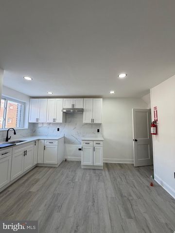 532 RANDOLPH ST, Camden, NJ 08105