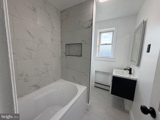 532 RANDOLPH ST, Camden, NJ 08105