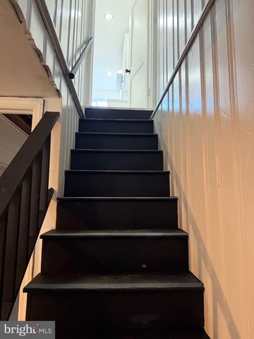 532 RANDOLPH ST, Camden, NJ 08105