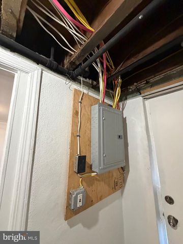 532 RANDOLPH ST, Camden, NJ 08105