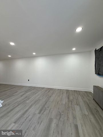 532 RANDOLPH ST, Camden, NJ 08105