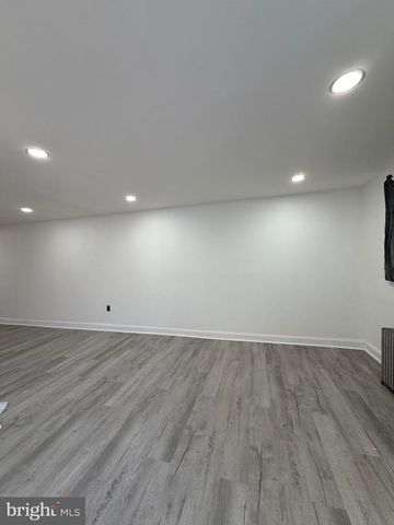 532 RANDOLPH ST, Camden, NJ 08105