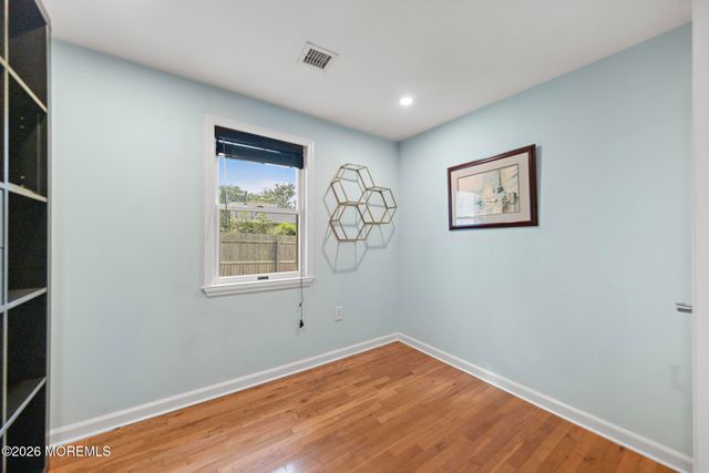 108 Hamilton Avenue, Leonardo, NJ 07737