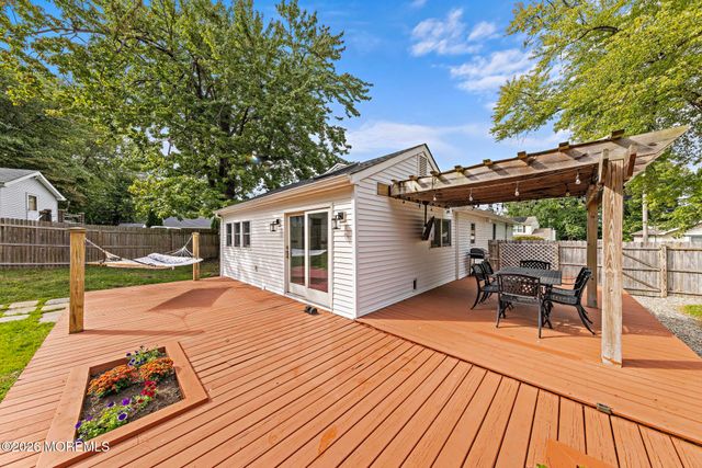 108 Hamilton Avenue, Leonardo, NJ 07737