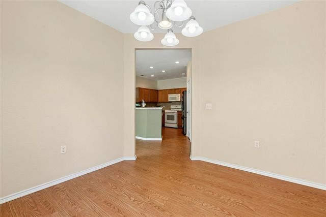 611 Farm Hill DR, Georgetown, TX 78633