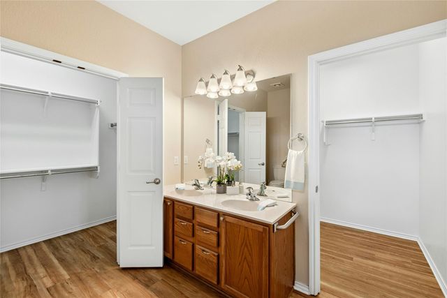 611 Farm Hill DR, Georgetown, TX 78633