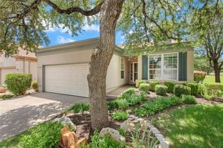 611 Farm Hill DR, Georgetown, TX 78633