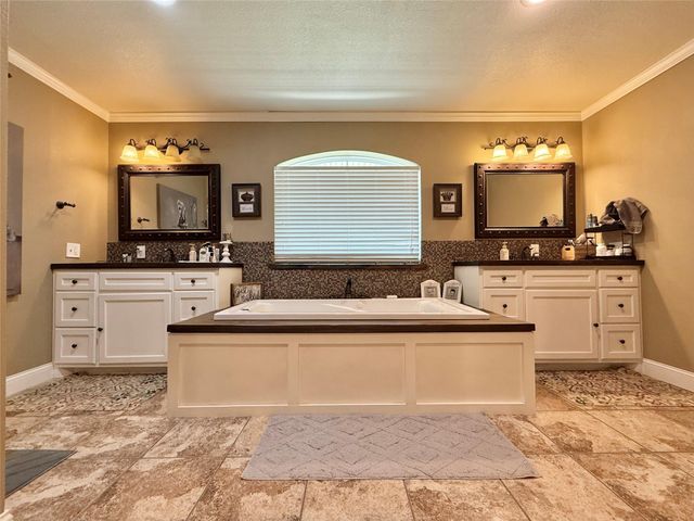 7640 Sandra Street, Orange, TX 77632