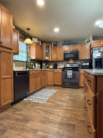 7640 Sandra Street, Orange, TX 77632