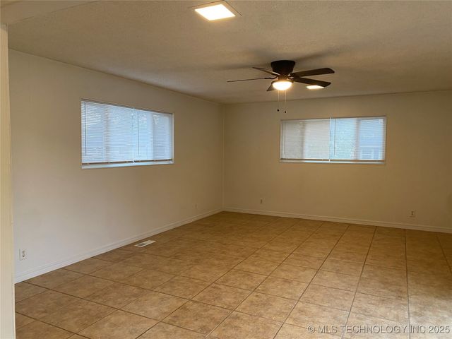 2843 S 66th East Avenue, Tulsa, OK 74129