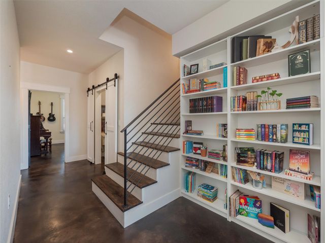 161 Paintbrush LN, Burnet, TX 78611