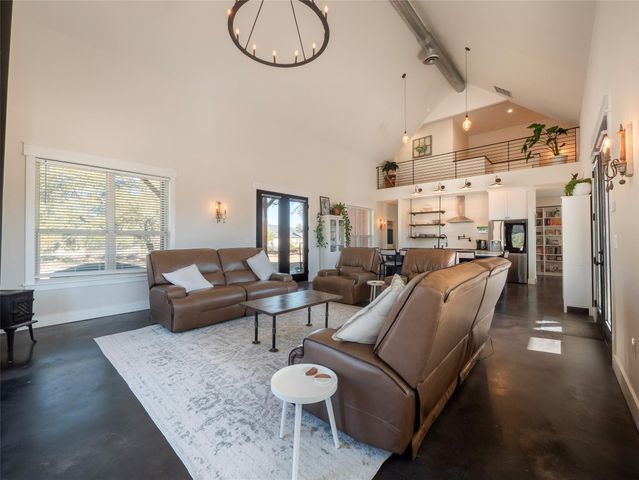 161 Paintbrush LN, Burnet, TX 78611