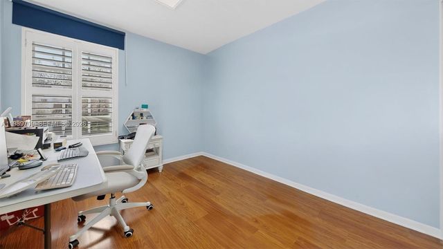 12289 NW 1st St, Plantation, FL 33325