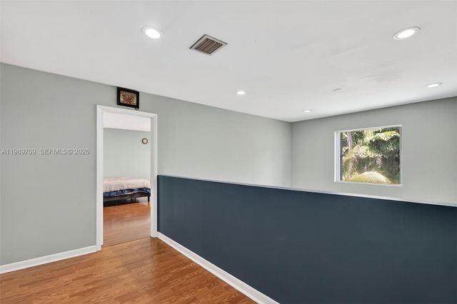 12289 NW 1st St, Plantation, FL 33325