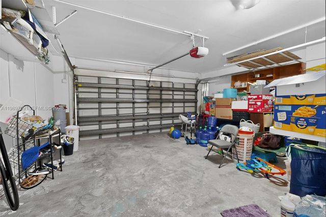 12289 NW 1st St, Plantation, FL 33325