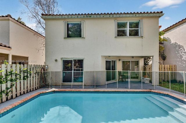 12289 NW 1st St, Plantation, FL 33325