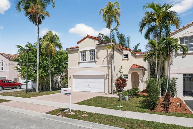 12289 NW 1st St, Plantation, FL 33325