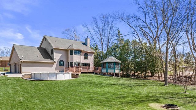 8513 47th STREET, Franklin, WI 53132